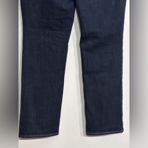 Chico’s | SO Lifting Straight Leg Dark Wash Blue Denim Jeans SZ 0.5 Short - Picture 9 of 16
